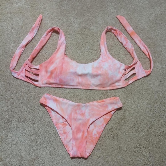 BECCA by Rebecca Virtue Tie-Dye Crystal Kiera Top & Adela Hipster Bottoms - Picture 1 of 8